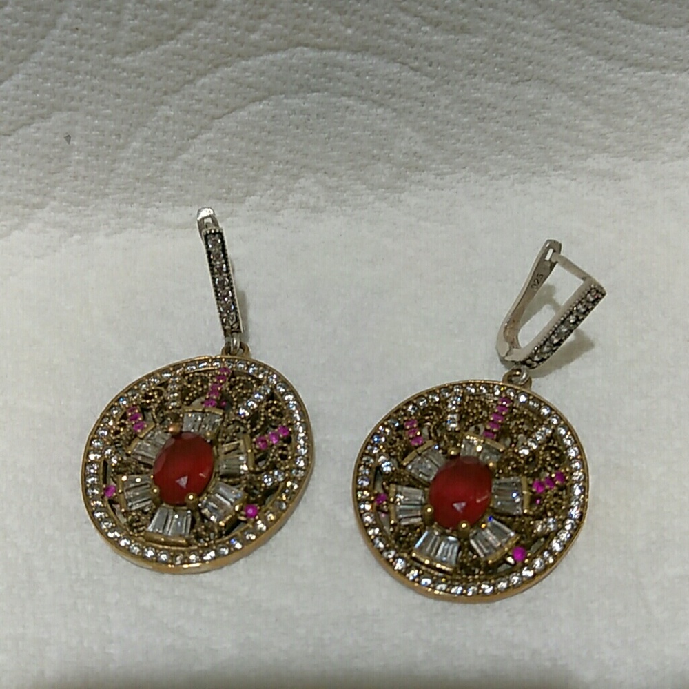 EARRINGS - Silver/Copper - has a mark 925